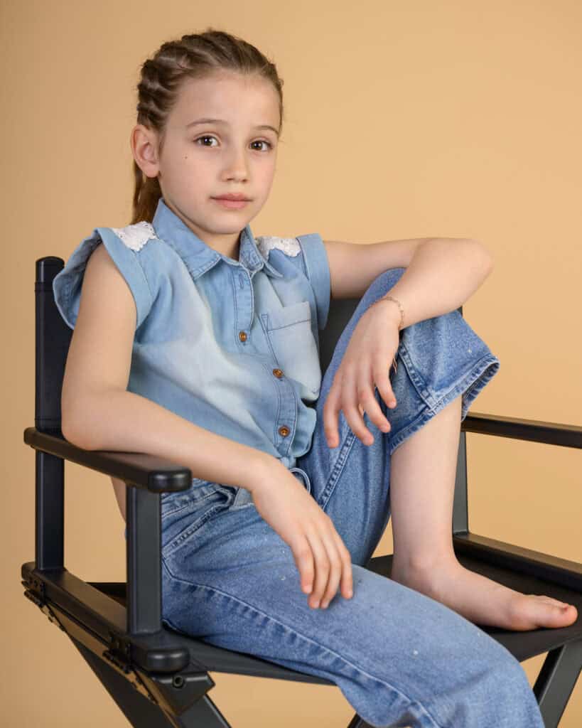 Shooting Book model kid