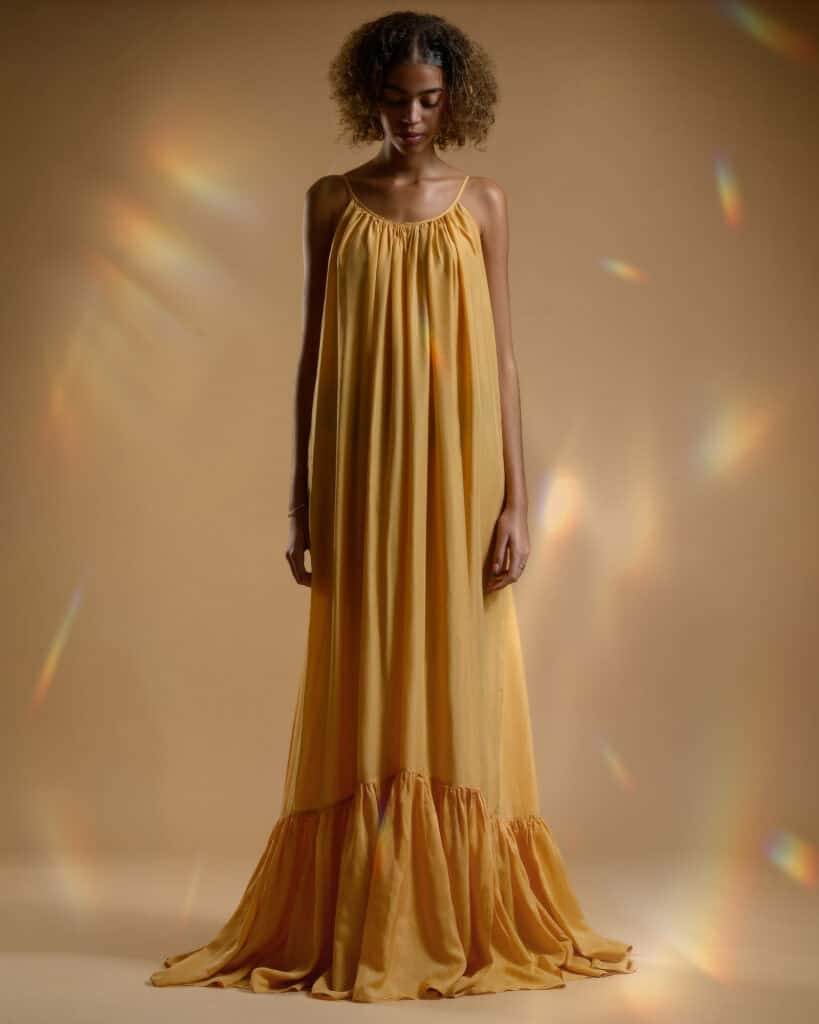 Shooting book model by Coloria