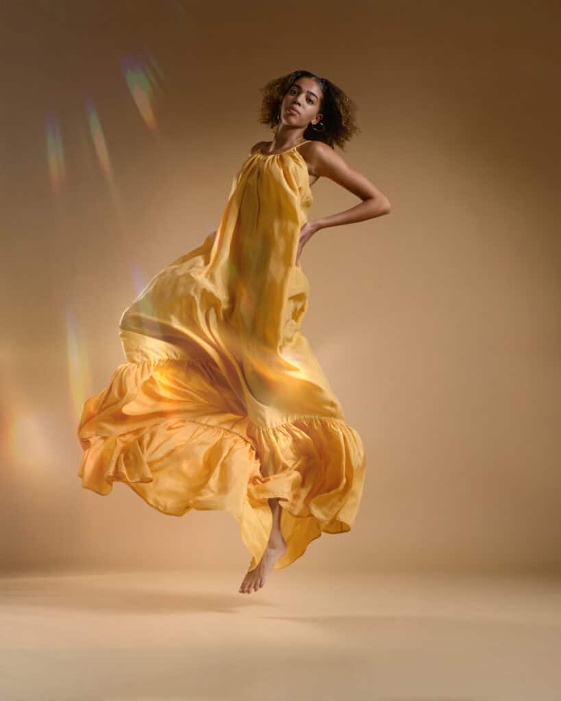 Shooting book model by Coloria