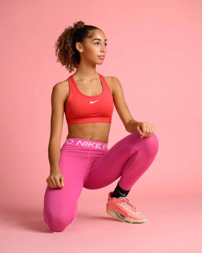 Shooting book model by Coloria