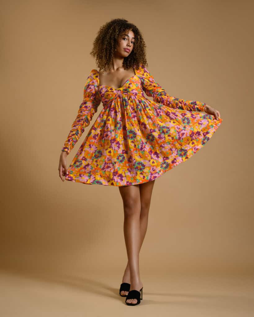 Shooting book model by Coloria